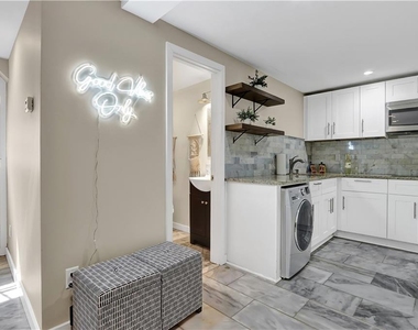 3352 Mathieson Drive Ne - Photo Thumbnail 35