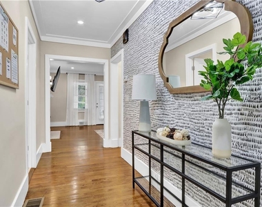 3352 Mathieson Drive Ne - Photo Thumbnail 24
