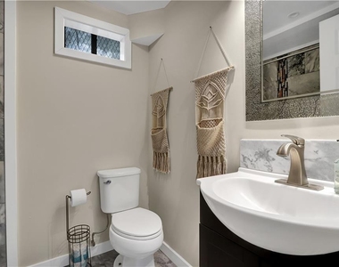 3352 Mathieson Drive Ne - Photo Thumbnail 43