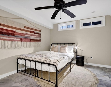 3352 Mathieson Drive Ne - Photo Thumbnail 19