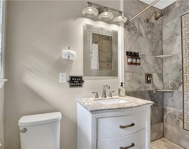 3352 Mathieson Drive Ne - Photo Thumbnail 11