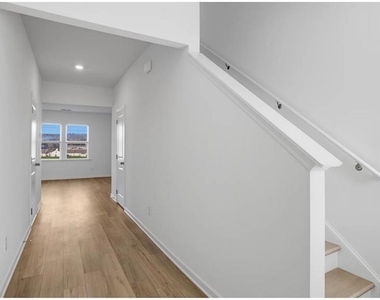 129 Saddlebred Way - Photo Thumbnail 2
