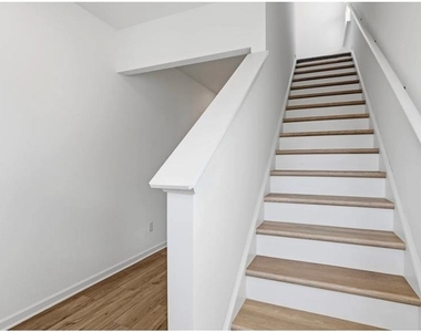 129 Saddlebred Way - Photo Thumbnail 1