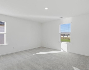 129 Saddlebred Way - Photo Thumbnail 12