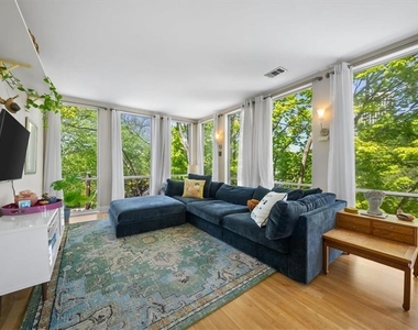 287 14th Street Nw - Photo Thumbnail 4