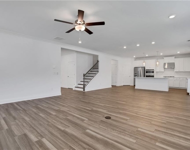 3198 Shirecrest Lane - Photo Thumbnail 13
