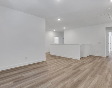 3198 Shirecrest Lane - Photo Thumbnail 23