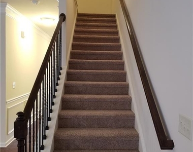 259 Green Bridge Court - Photo Thumbnail 9