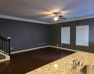 259 Green Bridge Court - Photo Thumbnail 6