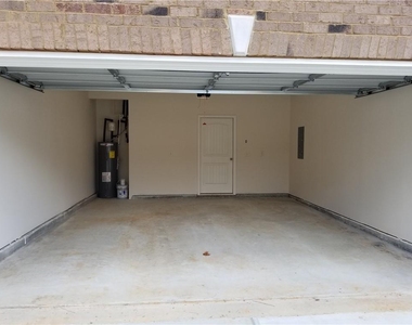 259 Green Bridge Court - Photo Thumbnail 2