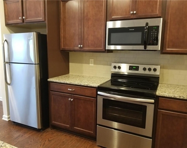 259 Green Bridge Court - Photo Thumbnail 5