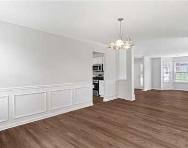 317 Shasta Lane - Photo Thumbnail 11