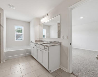 6000r Screech Owl Drive - Photo Thumbnail 20