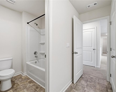6000r Screech Owl Drive - Photo Thumbnail 34