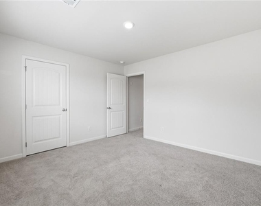6000r Screech Owl Drive - Photo Thumbnail 31