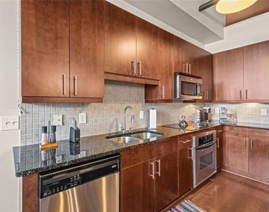 1261 Caroline Street Ne - Photo Thumbnail 1