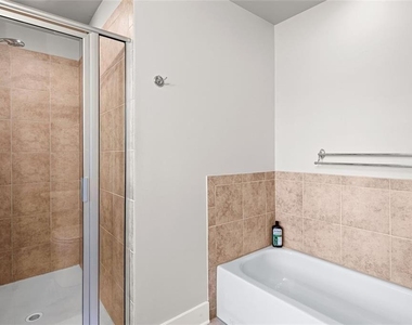 1261 Caroline Street Ne - Photo Thumbnail 12