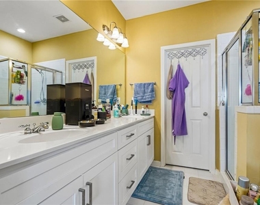 3517 Henderson Reserve - Photo Thumbnail 19