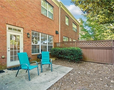 3517 Henderson Reserve - Photo Thumbnail 29