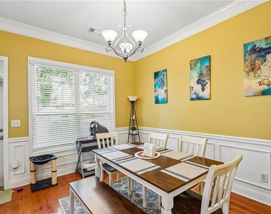 3517 Henderson Reserve - Photo Thumbnail 9