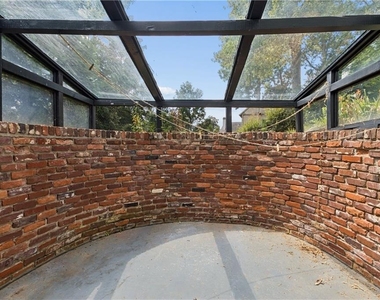 800 Glenairy Drive - Photo Thumbnail 25