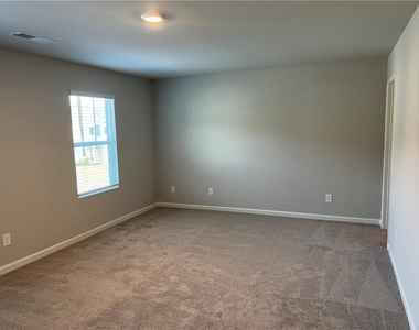 6624 Bluffview Drive - Photo Thumbnail 18