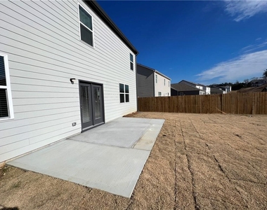 6624 Bluffview Drive - Photo Thumbnail 11