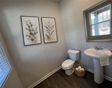 6624 Bluffview Drive - Photo Thumbnail 16