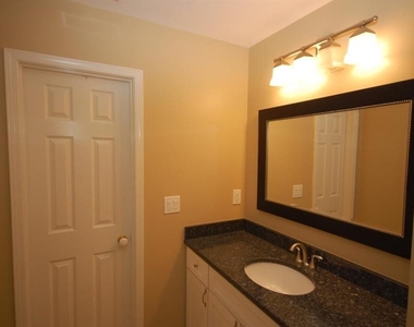 105 View Hill Court - Photo Thumbnail 11