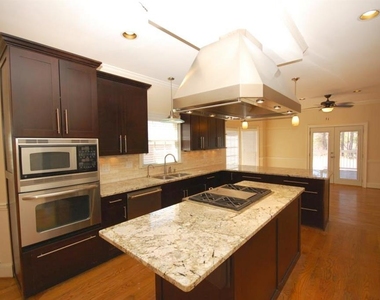 105 View Hill Court - Photo Thumbnail 4