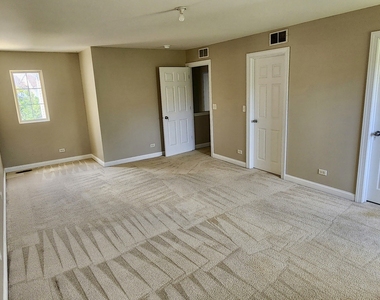 1904 Cobblestone Drive - Photo Thumbnail 20