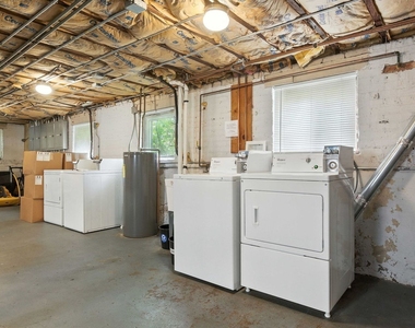 1648 East Avenue - Photo Thumbnail 17
