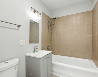 1648 East Avenue - Photo Thumbnail 10