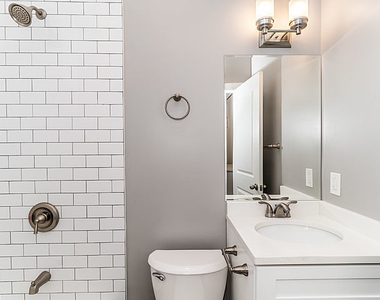 2246 S Whipple Street - Photo Thumbnail 5