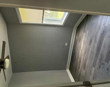 7547 S Union Avenue - Photo Thumbnail 1