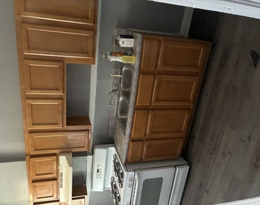 7547 S Union Avenue - Photo Thumbnail 3