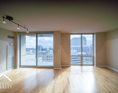 1640 Maple Avenue - Photo Thumbnail 12