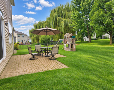 643 Seneca Street - Photo Thumbnail 28