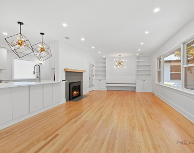 535 N Waukegan Road - Photo Thumbnail 13