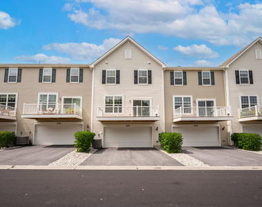 707 Neubauer Circle - Photo Thumbnail 12