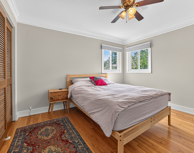 4615 Larch Avenue - Photo Thumbnail 8