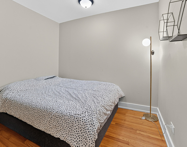 4615 Larch Avenue - Photo Thumbnail 13