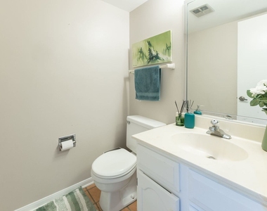 520 Highland Grove Drive - Photo Thumbnail 16