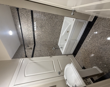 2338 W Morse Avenue - Photo Thumbnail 14