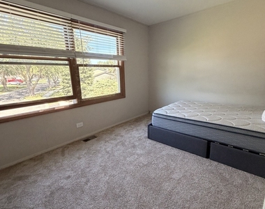 7791 Sherwood Circle S - Photo Thumbnail 10