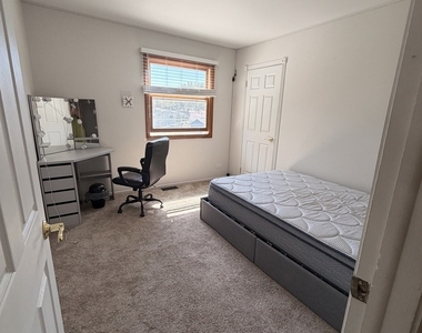 7791 Sherwood Circle S - Photo Thumbnail 11