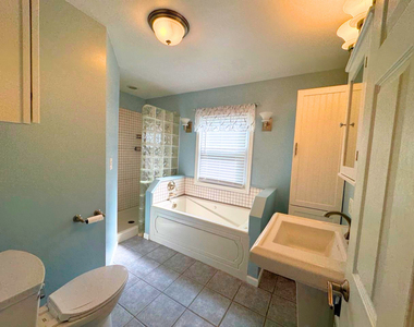 817 S Spring Road - Photo Thumbnail 8