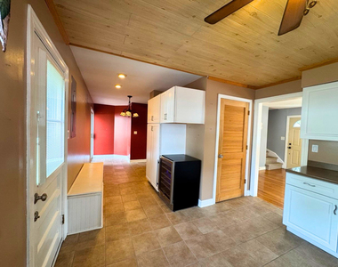 817 S Spring Road - Photo Thumbnail 4