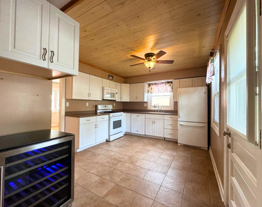 817 S Spring Road - Photo Thumbnail 2