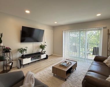 9416 Bay Colony Drive - Photo Thumbnail 7